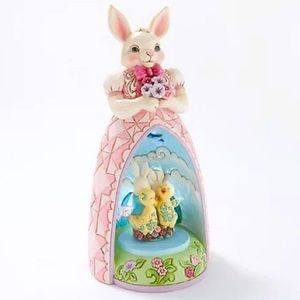 Jim Shore Easter Bunny Figurine Decoration.